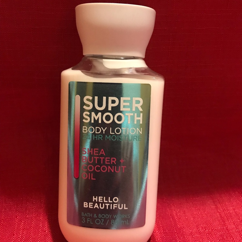 Bath&BodyWorks Hello Beautiful 24 hr Body Lotion
